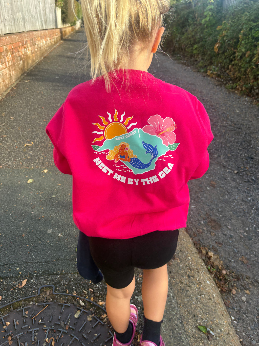 Kids Island meet me by the sea Sweatshirt